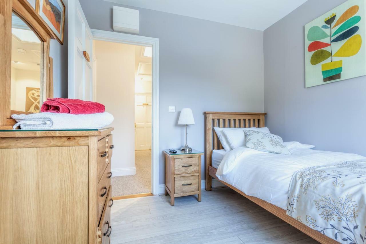 Tintawn House Hotel Sandyford Zewnętrze zdjęcie