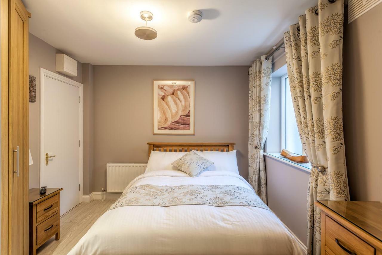 Tintawn House Hotel Sandyford Zewnętrze zdjęcie
